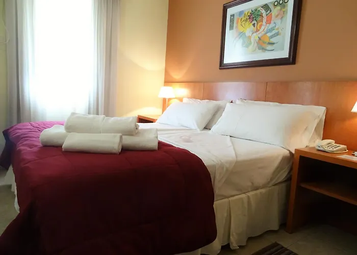 Hotel UTHGRA de las Luces Ciudad Autónoma de Ciudad Autónoma de Buenos Aires